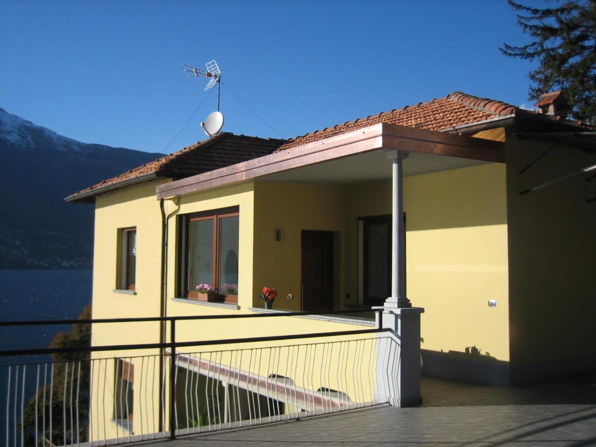 Lilli - Casa Sul Lago Dervio Exterior photo